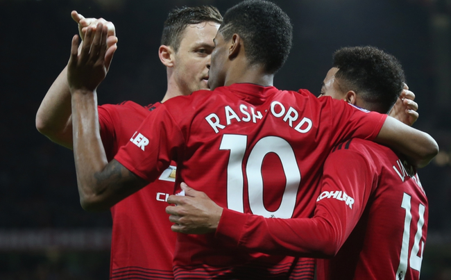 于一体的低 于一体的低